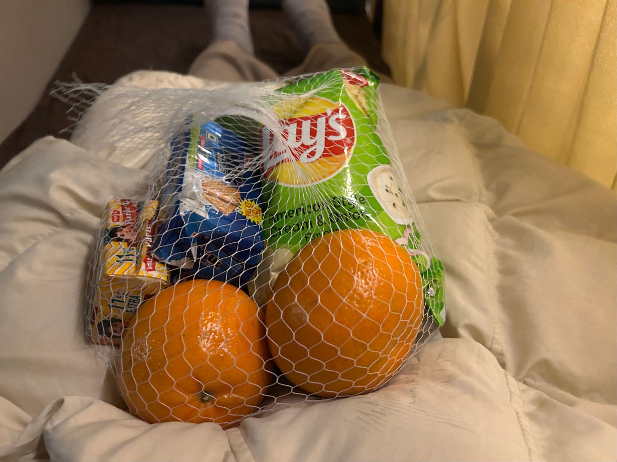 インドの深夜バスの食べ物