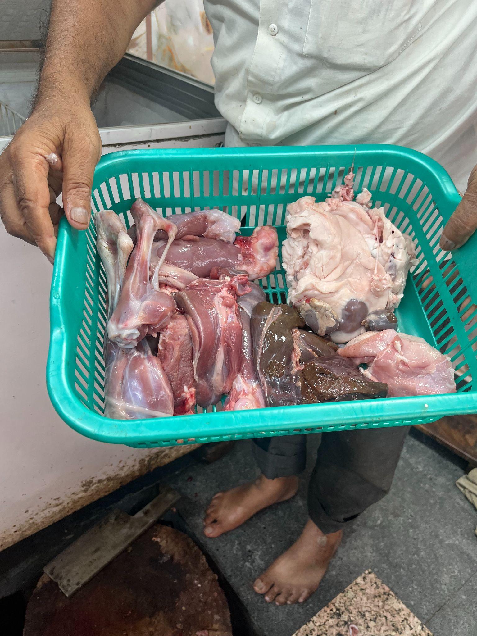 マトンも量り売りです